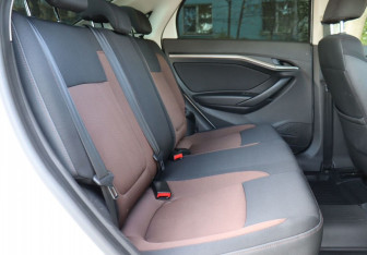 Подержанный автомобиль LADA (ВАЗ) Vesta Sedan 2015 года (10 фото)