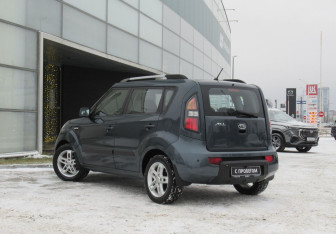 Подержанный автомобиль Kia Soul 2011 года (7 фото)