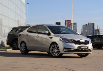 Подержанный автомобиль Kia Rio Sedan 2016 года (3 фото)