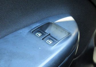 Подержанный автомобиль Skoda Octavia Liftback 2010 года (14 фото)