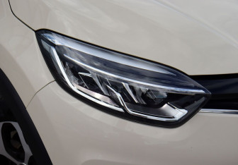 Подержанный автомобиль Renault Kaptur 2018 года (10 фото)