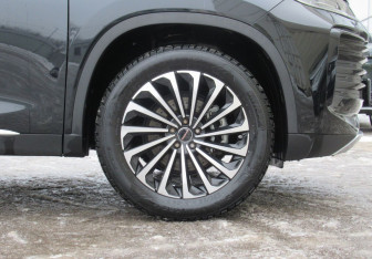 Подержанный автомобиль Exeed TXL 2021 года (9 фото)