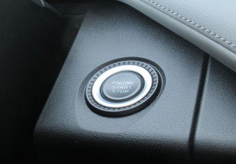 Подержанный автомобиль Geely Atlas 2024 года (17 фото)