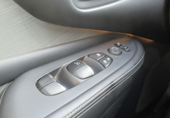 Подержанный автомобиль Nissan Murano Suv 2021 года (15 фото)