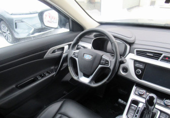 Подержанный автомобиль Geely Atlas 2019 года (13 фото)