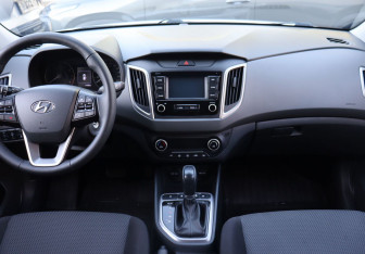 Подержанный автомобиль Hyundai Creta 2019 года (19 фото)