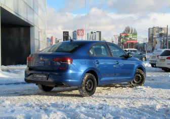 Подержанный автомобиль Volkswagen Polo Hatchback 2021 года (5 фото)