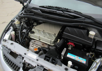 Подержанный автомобиль Mitsubishi Grandis 2007 года (19 фото)