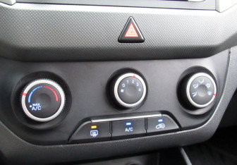 Подержанный автомобиль Hyundai Creta 2019 года (15 фото)