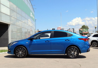 Подержанный автомобиль Hyundai Solaris Sedan 2018 года (8 фото)