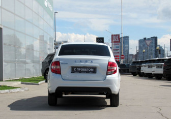 Подержанный автомобиль LADA (ВАЗ) Granta Sedan 2023 года (6 фото)