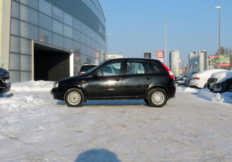 Подержанный автомобиль LADA (ВАЗ) Kalina Hatchback 2012 года (8 фото)