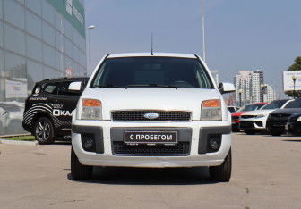 Подержанный автомобиль Ford Fusion 2007 года (2 фото)