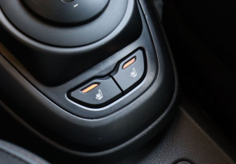 Подержанный автомобиль LADA (ВАЗ) Vesta Sedan 2015 года (14 фото)