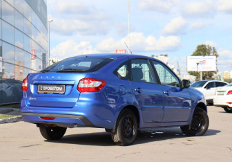 Подержанный автомобиль LADA (ВАЗ) Granta Liftback 2018 года (5 фото)