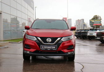 Подержанный автомобиль Nissan Qashqai 2020 года (2 фото)