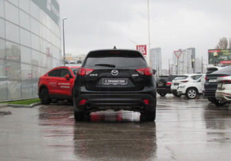 Подержанный автомобиль Mazda CX-5 2013 года (6 фото)