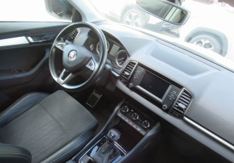 Подержанный автомобиль Skoda Karoq 2020 года (11 фото)
