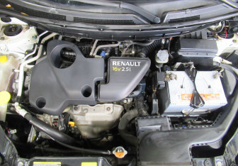 Подержанный автомобиль Renault Koleos 2014 года (28 фото)