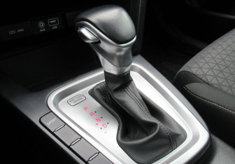 Подержанный автомобиль Kia Ceed Hatchback 2019 года (13 фото)