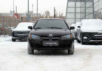 Подержанный автомобиль Nissan Almera Sedan 2004 года (2 фото)