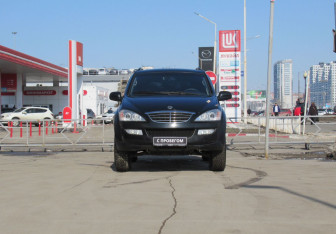 Подержанный автомобиль SsangYong Kyron 2012 года (2 фото)