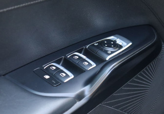Подержанный автомобиль Kia K5 2021 года (17 фото)