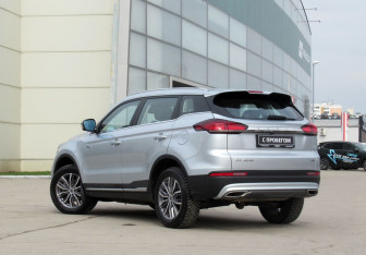 Подержанный автомобиль Geely Atlas Pro 2022 года (7 фото)