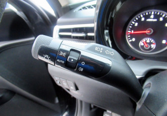 Подержанный автомобиль Kia K5 2020 года (15 фото)