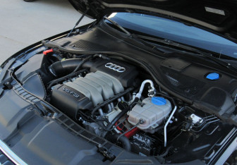 Подержанный автомобиль Audi A7 2014 года (24 фото)