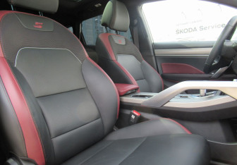 Подержанный автомобиль Geely Coolray 2023 года (21 фото)