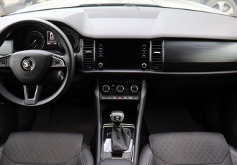Подержанный автомобиль Skoda Kodiaq 2019 года (12 фото)