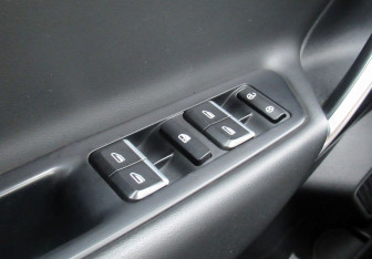 Подержанный автомобиль Geely Atlas 2019 года (17 фото)