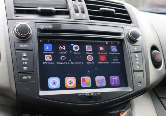 Подержанный автомобиль Toyota RAV4 2012 года (19 фото)