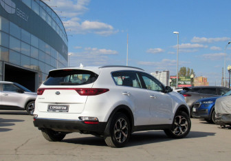 Подержанный автомобиль Kia Sportage 2018 года (5 фото)