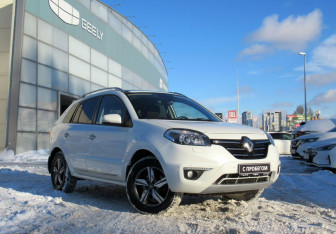 Подержанный автомобиль Renault Koleos 2014 года (3 фото)