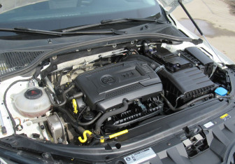 Подержанный автомобиль Skoda Octavia Liftback 2018 года (20 фото)