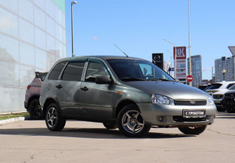 Подержанный автомобиль LADA (ВАЗ) Kalina Wagon 2012 года (3 фото)