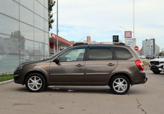 Подержанный автомобиль LADA (ВАЗ) Kalina Wagon 2013 года (8 фото)