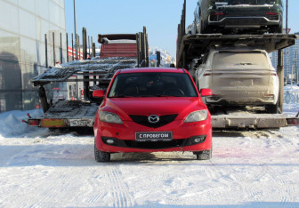 Подержанный автомобиль Mazda 3 Hatchback 2006 года (2 фото)