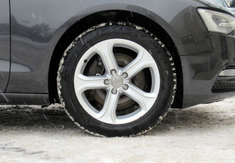 Подержанный автомобиль Audi A5 Liftback 2011 года (9 фото)