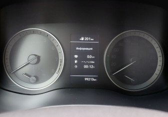 Подержанный автомобиль Hyundai Tucson 2020 года (17 фото)
