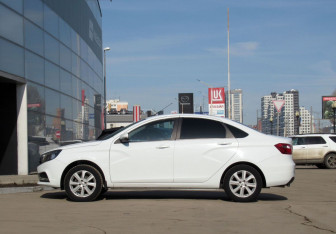 Подержанный автомобиль LADA (ВАЗ) Vesta Sedan 2020 года (8 фото)