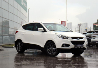 Подержанный автомобиль Hyundai ix35 2014 года (3 фото)
