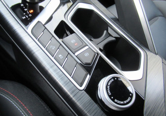 Подержанный автомобиль Knewstar 001 2024 года (21 фото)