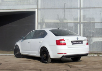Подержанный автомобиль Skoda Octavia Liftback 2017 года (7 фото)