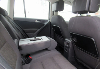 Подержанный автомобиль Volkswagen Tiguan 2013 года (12 фото)