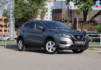 Подержанный автомобиль Nissan Qashqai 2019 года (3 фото)