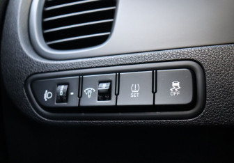 Подержанный автомобиль Kia Rio Sedan 2019 года (19 фото)