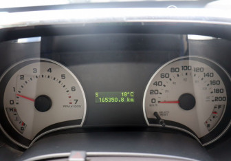 Подержанный автомобиль Ford Explorer 2008 года (17 фото)